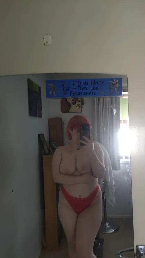 Thumbnail In Search of Curvy Beauties - explore diverse body positivity | Donut_90