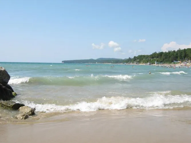 Thumbnail Black Sea's Gentle Waves: Beach Bliss by rosymelanie