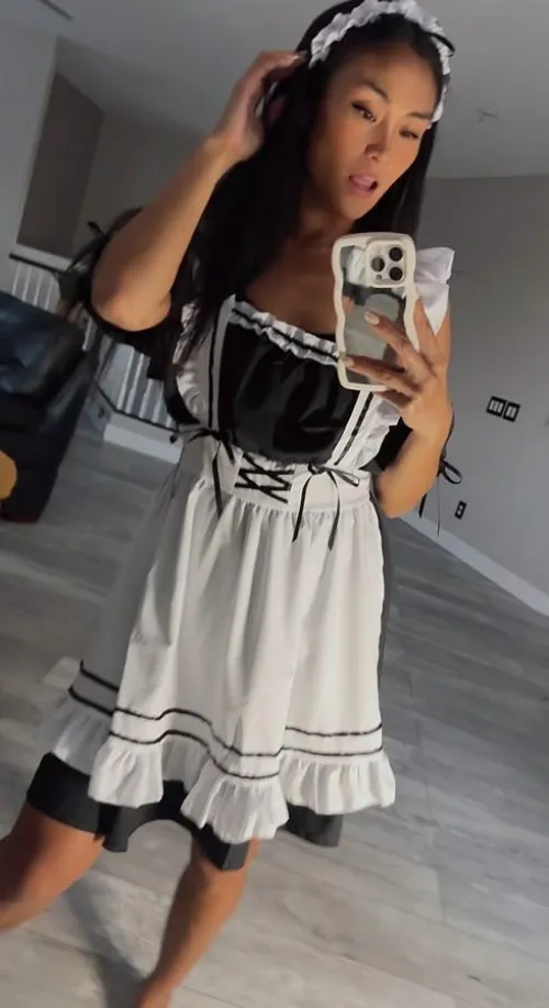 Thumbnail Maid's Obedience: Pleasure in Servitude by sunshinemaidxo