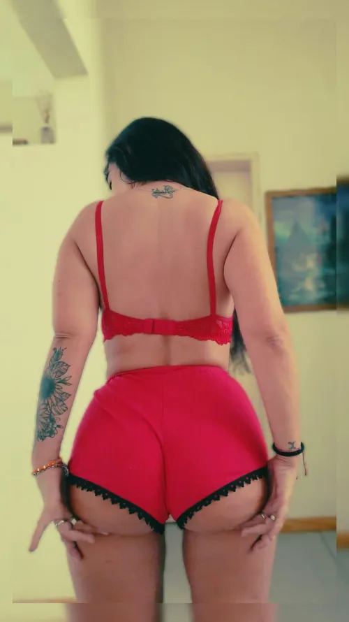 Thumbnail Admire Shanne32's Nice Ass on OnlyFans