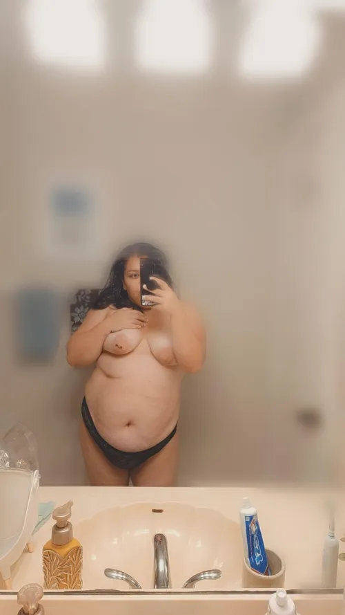 Thumbnail thick-thighs89 Craves a Gym Bro: Rearranging Guts in BBW