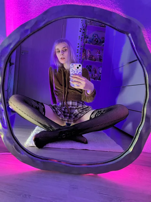 Thumbnail First Date Skirt Inspiration: Bouncing_Evil's Unique Take | miniskirt
