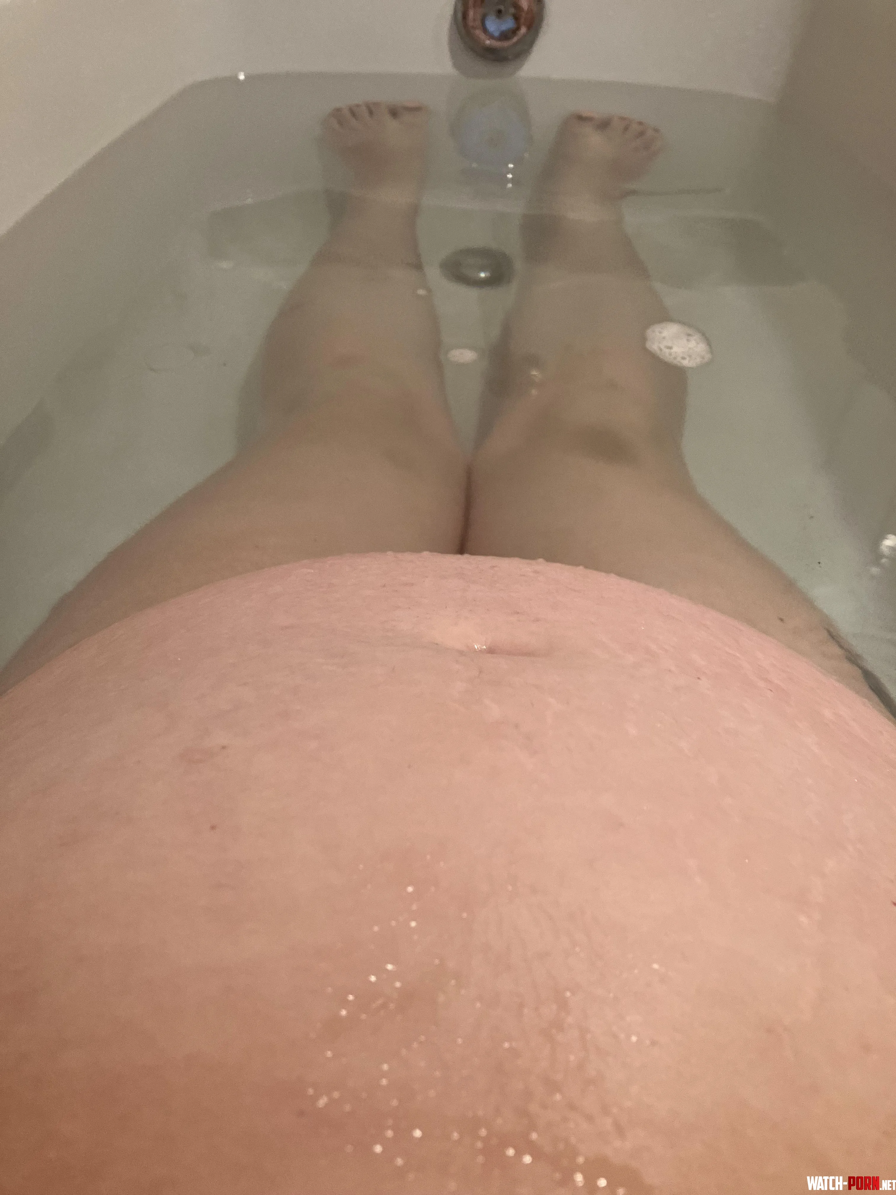 Fun in the bath  by SB2NP
