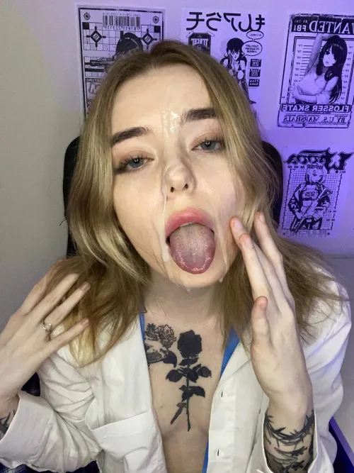 Thumbnail Passionate Expressions: Cum & Facial Adoration Journey