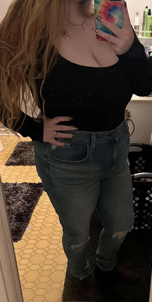 Thumbnail Eye-Catching Bodysuits: A Fashionable Question - DRAC_z