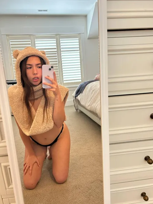 Thumbnail A Snack for the Eyes: Mirror Selfie Temptation by pumpkinstarburst