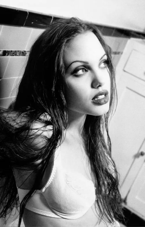 Thumbnail 90s Goddess: petracook's Vintage Diosas Tribute