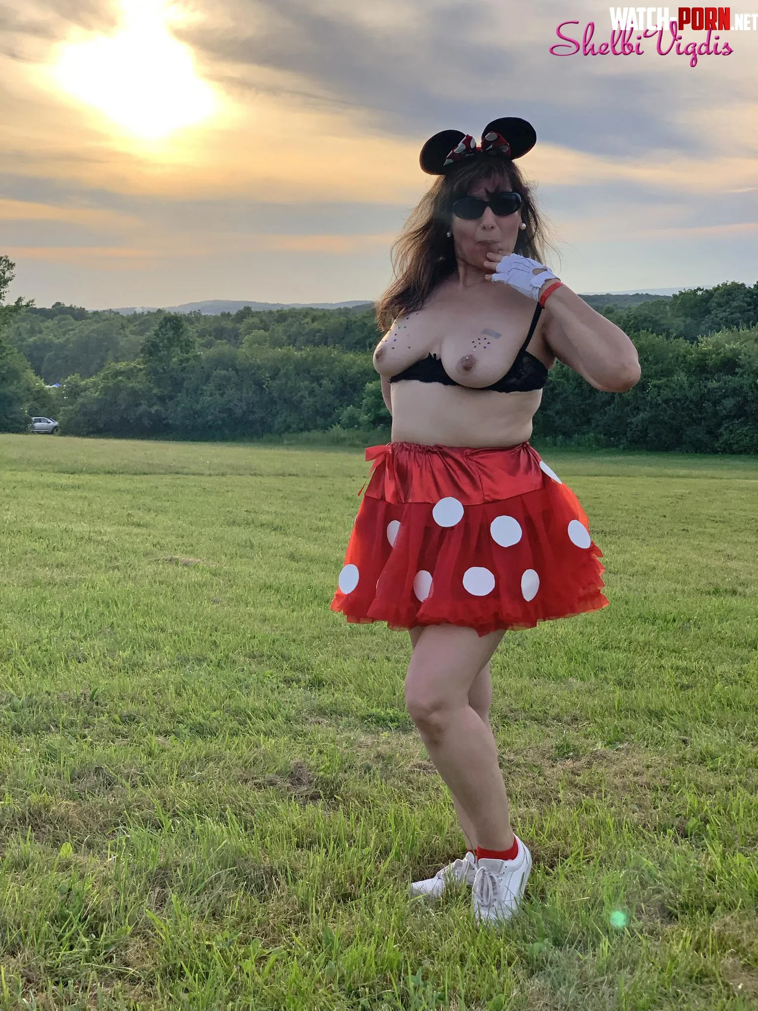 Ill be your Minnie if you be my Mickey by Shelbi-Vigdis