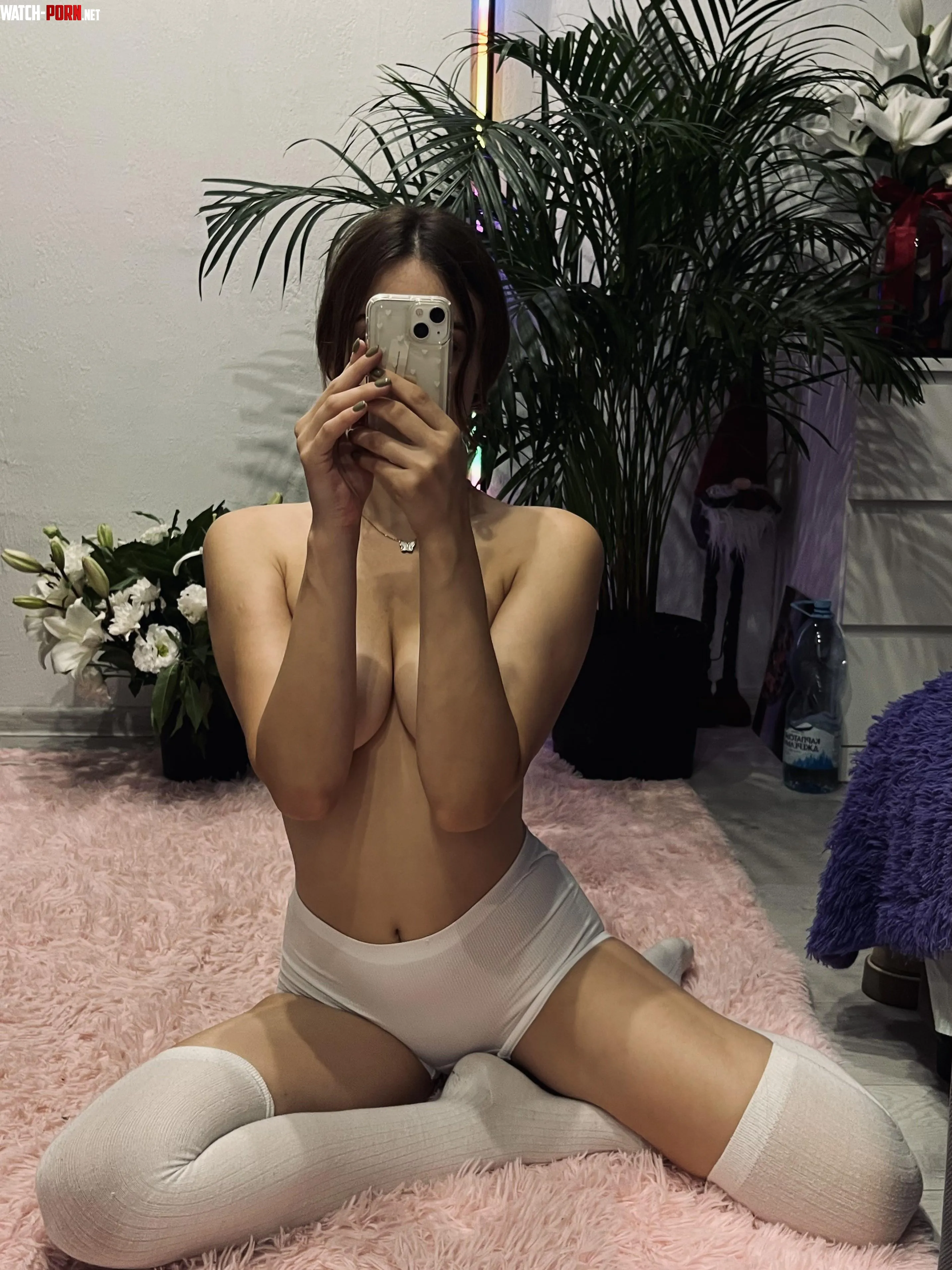 How fast cute 18 yo girl like me can make you horny by themollymoon