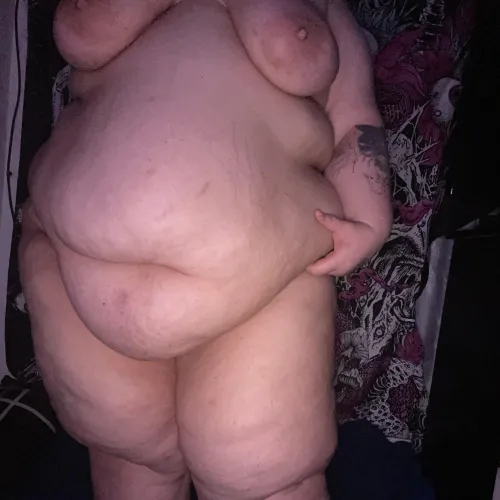 Thumbnail Witness a Real Big Belly Exhibition by katssbbw