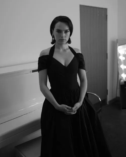 Thumbnail Daisy Ridley - Gentleman Boners by South-Feedback-9530
