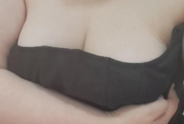 Thumbnail Sneak Peek Adventures - Dykes Gone Wild Events Unfold