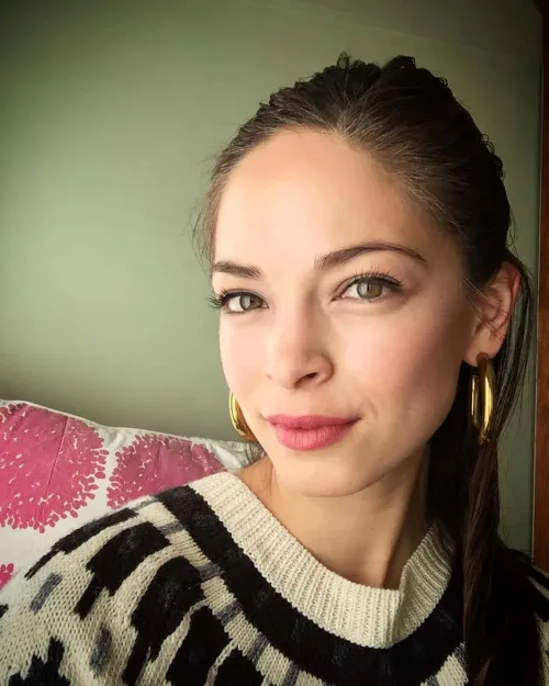 Thumbnail JumpySignature5588 Shines Light on Kristin Kreuk in PrettyGirls