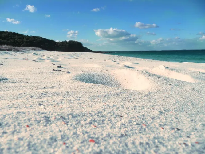 Thumbnail Discover the Snowwhite Beauty of Black Sea Beach