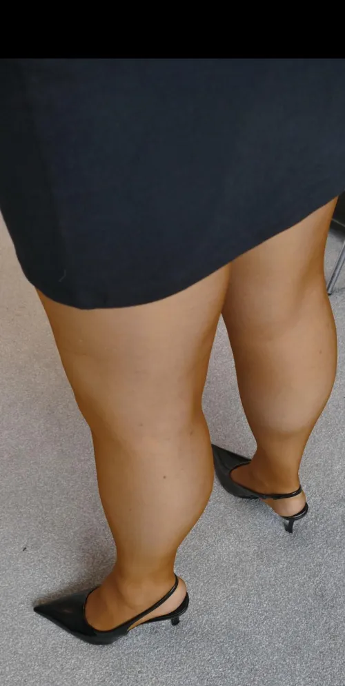 Thumbnail Action in Motion: 'Ultra Tan Pantyhose in Action' by Connoisseurhosiery