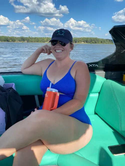 Thumbnail Day on the Boat Glam - Bikini Bodies Style