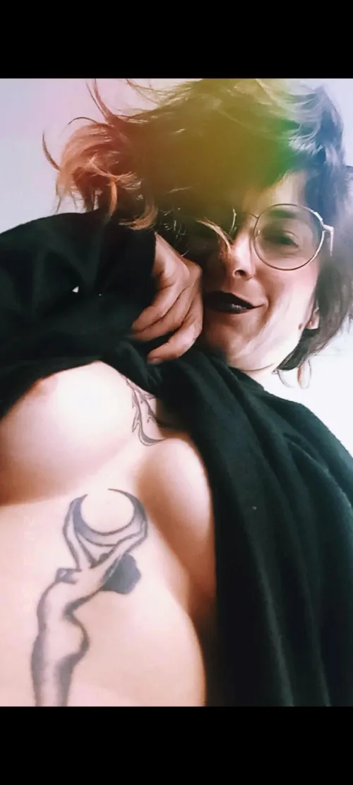 Thumbnail tuttifuckiingfrutti: Explore the World of Ghost Nipples