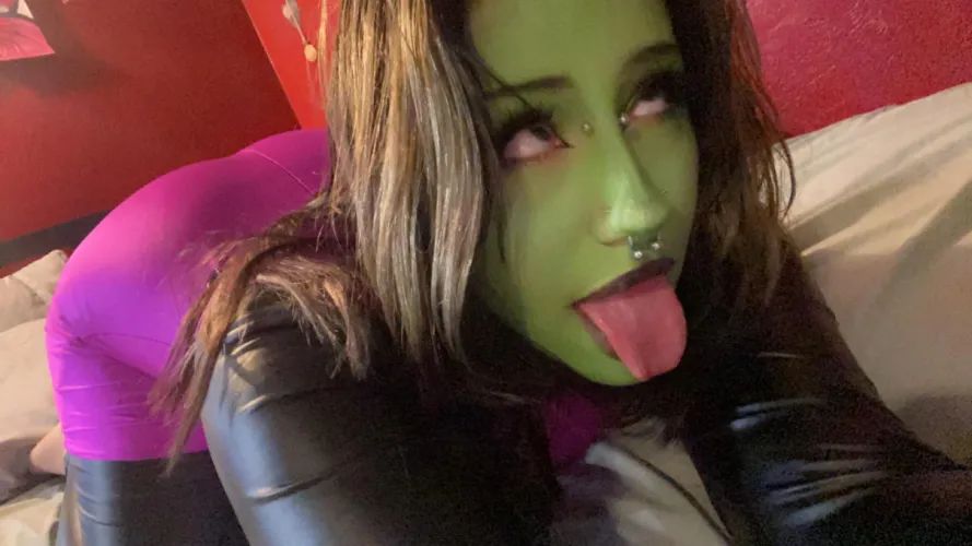 Thumbnail Beast Boy Cosplay - Get Ready to Appreciate the Booty with candyclumps