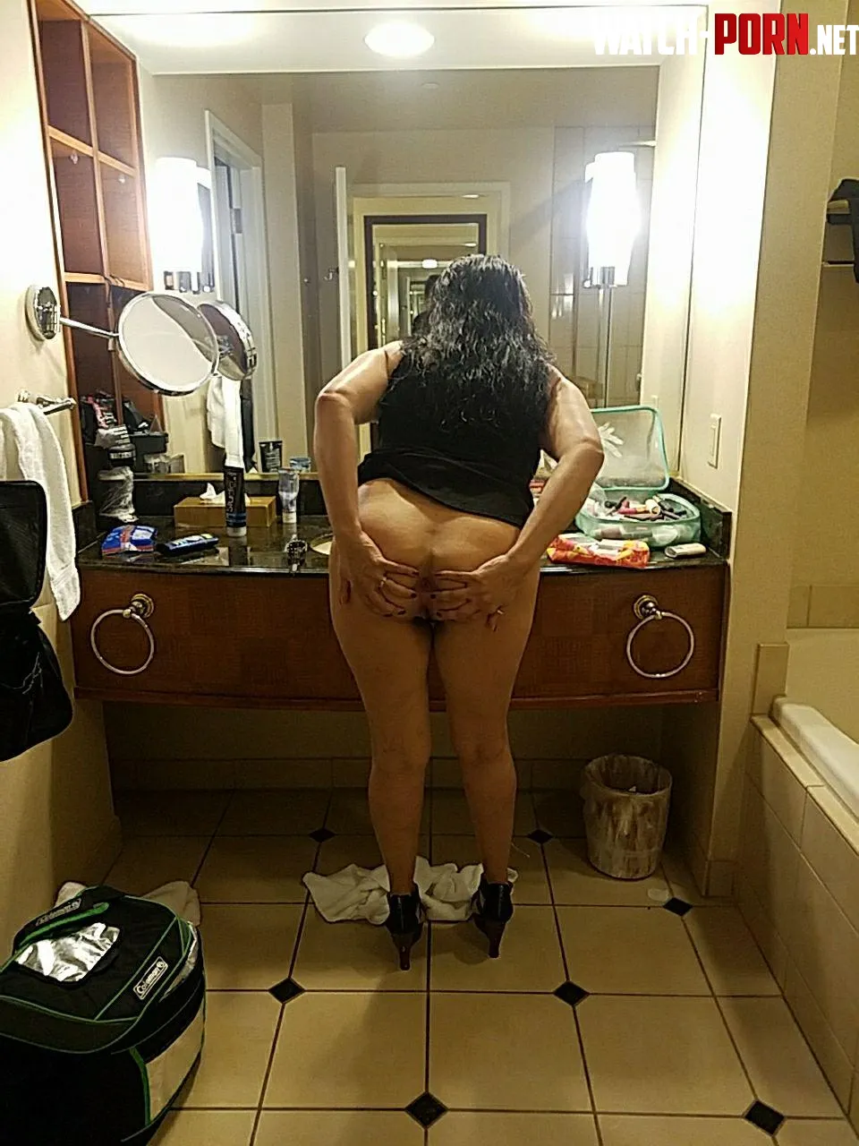 Hotel fun53 yo Meximilf  by dovec71