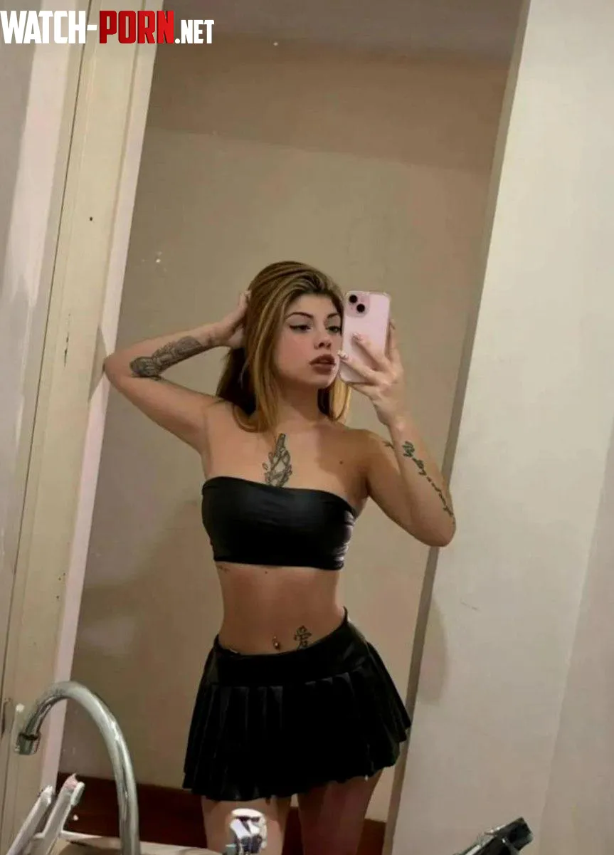 Rocking the crop top and feeling fabulous by animeebaddie