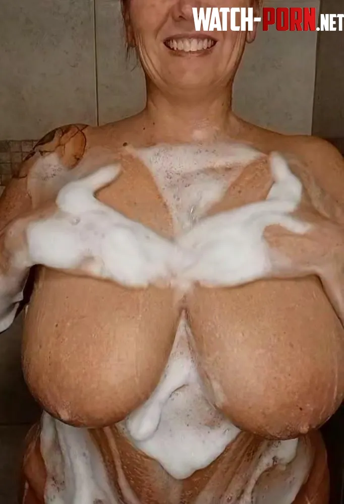 Who likes clean titties by ThickNjuicy75