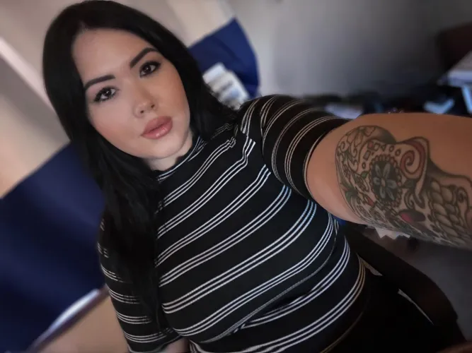 Thumbnail Ashlyn_Tayler: Celebrating Native American & White Heritage