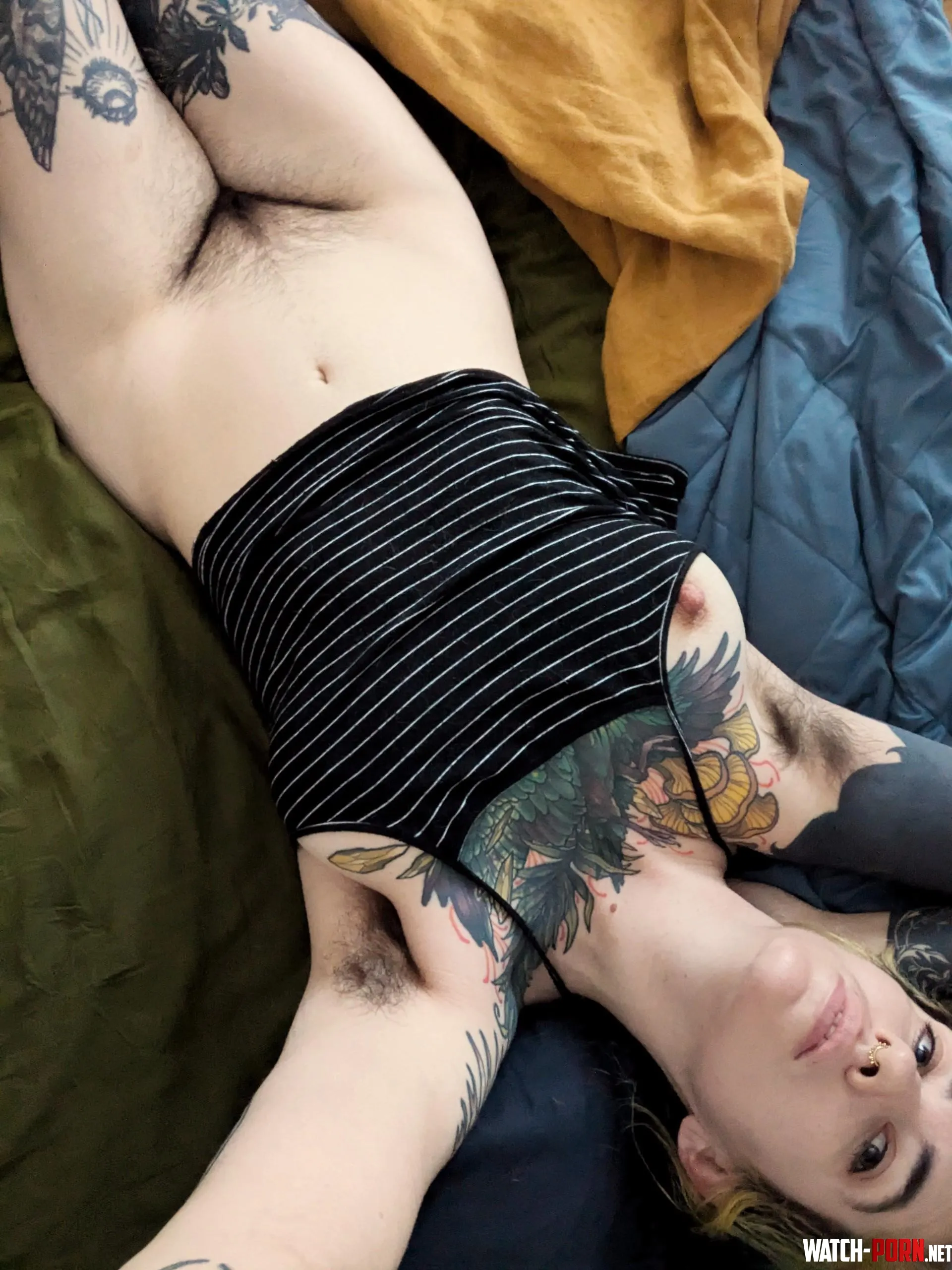 Breakfast in bed by grey_vyard