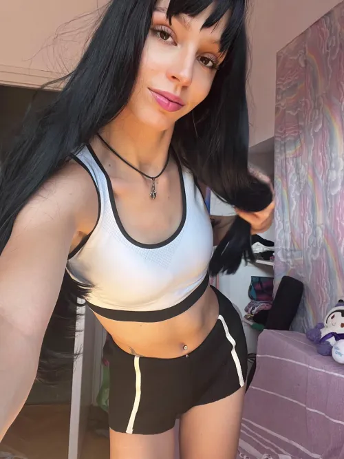Thumbnail Irresistible Me, Don't Wait | Croptopgirls