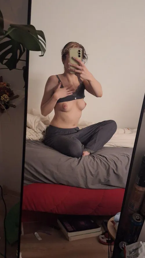 Thumbnail Simply Captivating: thirneor's 18-Year-Old Tit Revelation | 18_19 Exploration