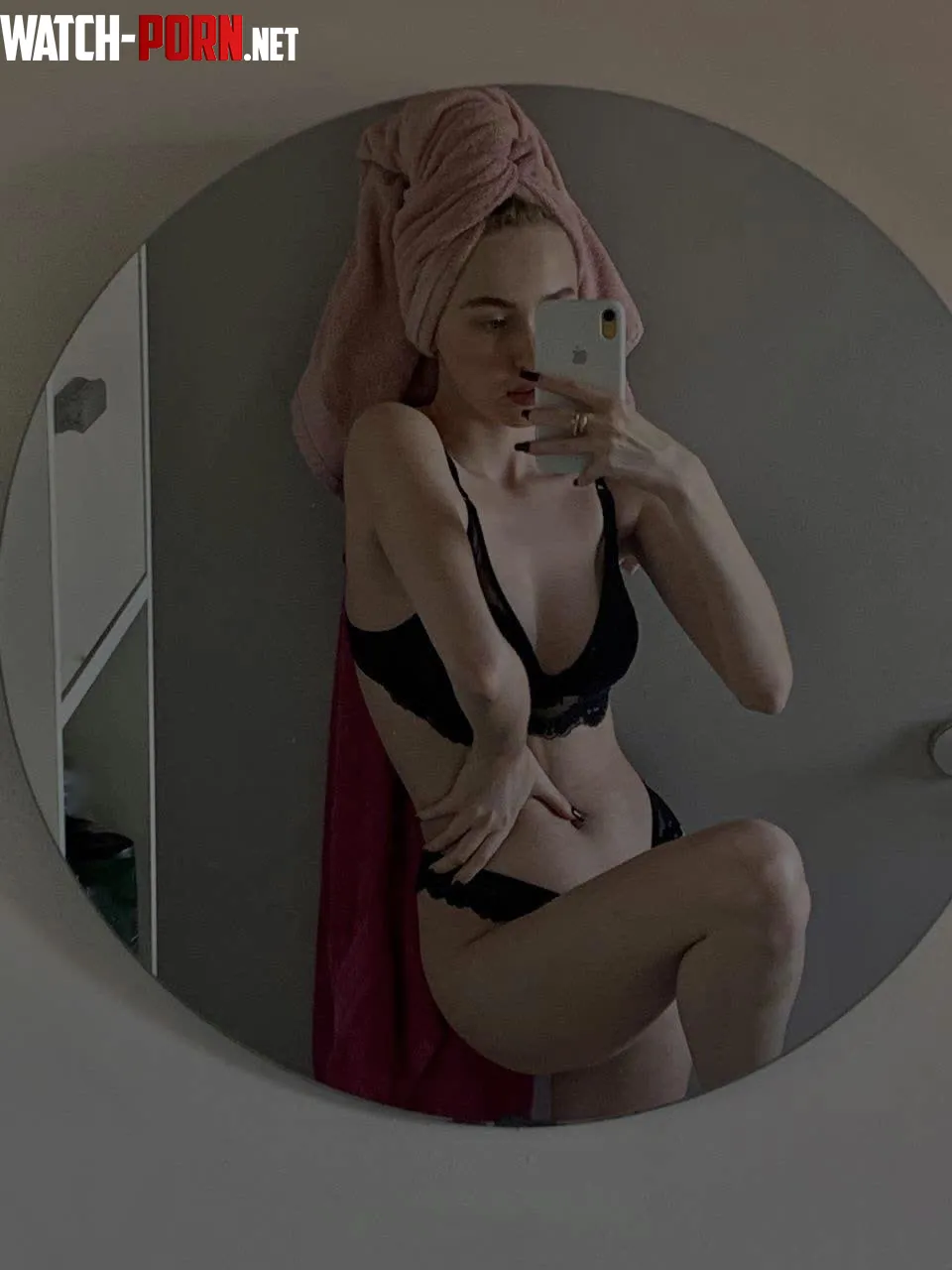 Cleaned that body so u can make it dirty with ur cum  by lubojw