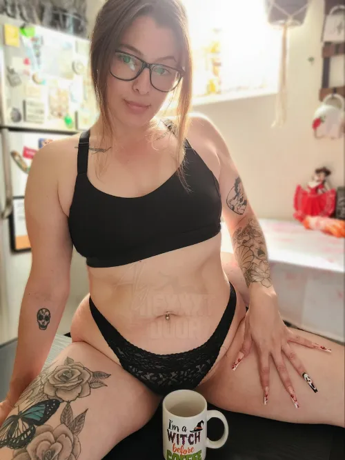 Thumbnail Thickness Deserves Acknowledgment: Alynexxxtdoor's Revelations