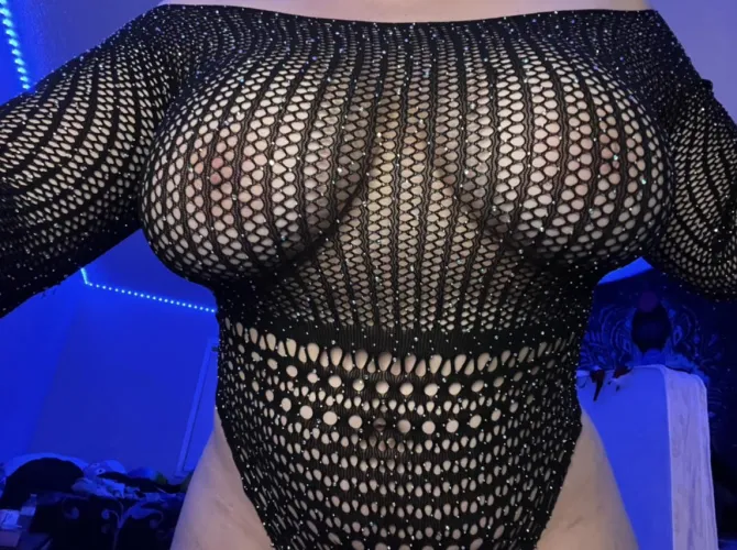 Thumbnail Canadianbarbie69 Asks: 'Do Big Milf Tits Make You Horny?' – A Puzzling Question