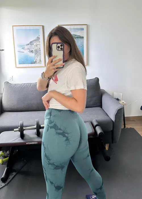 Thumbnail Juicy Booty in Yoga Pants by Luna-sunfire | YogaPants