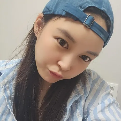 Thumbnail urponytail Sends Greetings: Just Want to Say Hello