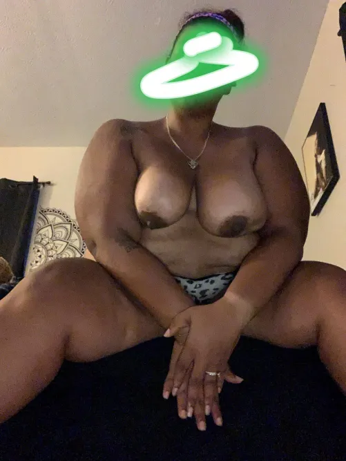 Thumbnail Exploring Intimacy: Provocative Scenarios with RepresentativeSea396