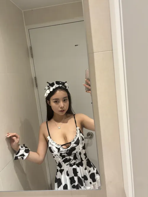 Thumbnail Specialist_Date6683 Explores Asian Women Encounters
