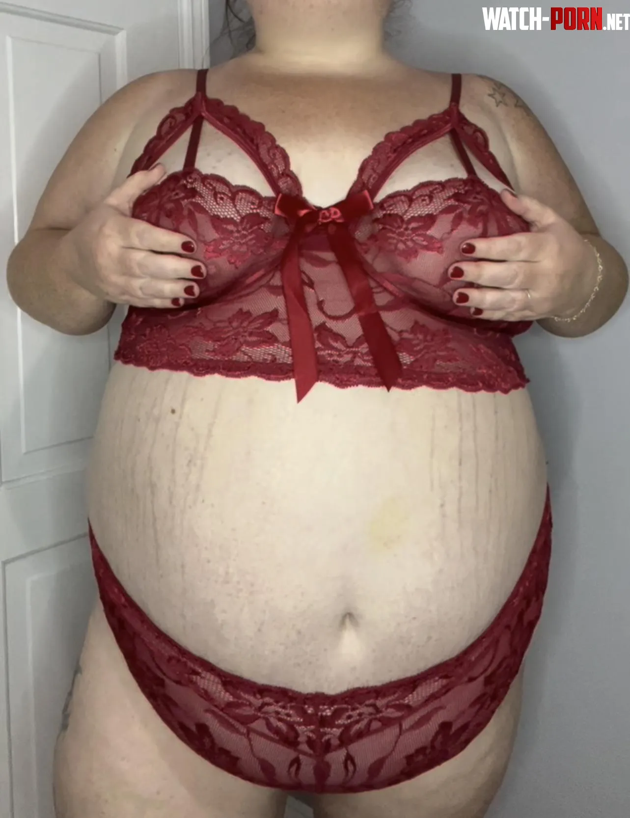 Matching my nails to my lingerie   DMs open  by Hannah_White69