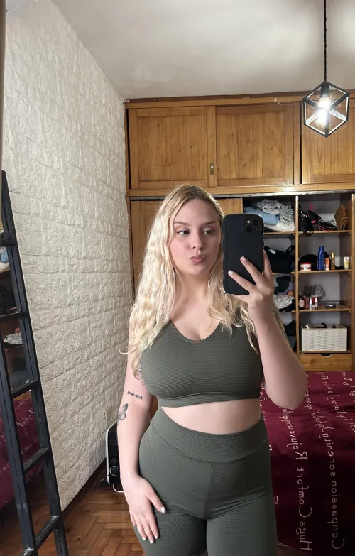 Thumbnail Looking Pretty Fit in a Crop Top by Puzzleheaded_Tap7362