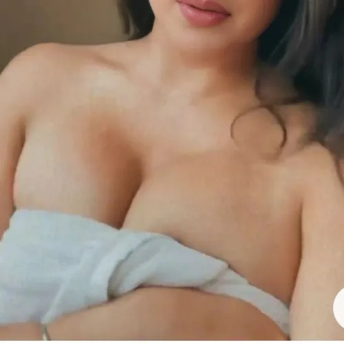 Thumbnail Bathrobe Beauty: Exploring Chubby Girls' Sensuality - RobertDanp's Insights