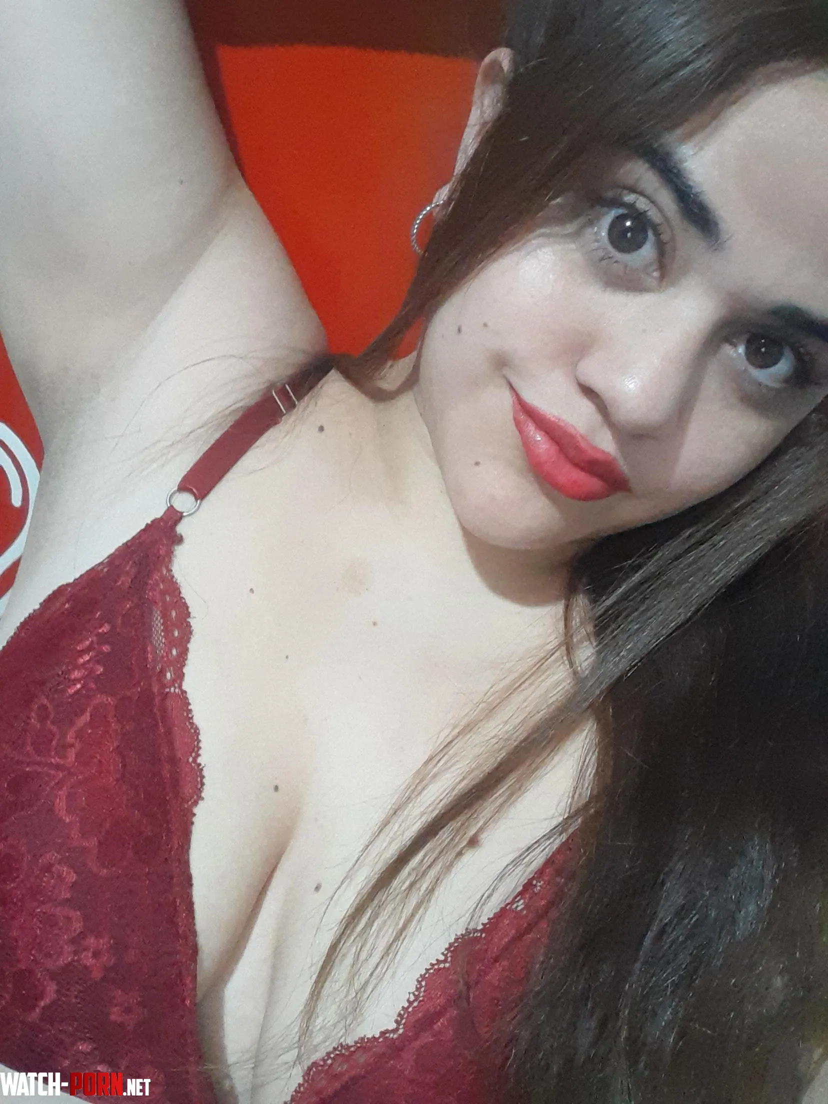 Do you also get off on sucking armpits because it makes me wet by boobisofia