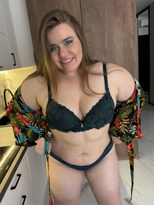 Thumbnail Feel the Heat with RbyRadian's OnlyFans101 Desire: A Hands-On Experience