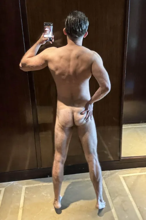 Thumbnail Fading Tanlines: alexandromortias Shares Evolution