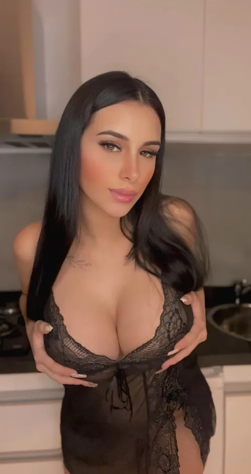 Thumbnail Simply Stunning: The Allure of a Sexy Brunette