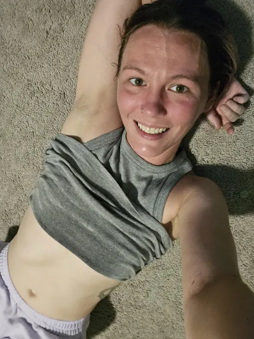 Thumbnail xo_Emmarose_xo Presents: Embracing Nice and Sweaty Armpits