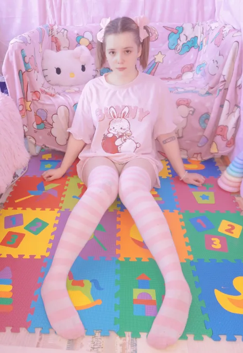 Thumbnail Embracing Cute Socks: IUTR Series by Glum_Temporary3696 | FFNBPS