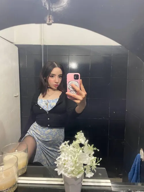 Thumbnail What Did You Notice First? Dive into Stylish Croptopgirls Looks with ql9roxkd