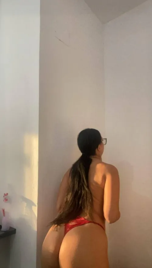 Thumbnail KeiraCelestial's Irresistible Booty - Barely Legal Teens Temptation
