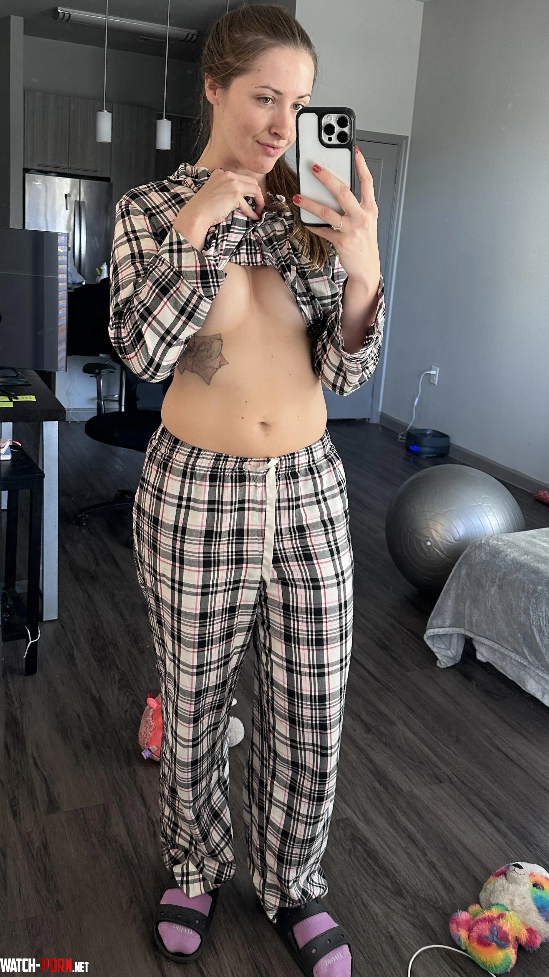 do you like being teased a lot or just a little by cumwcourt