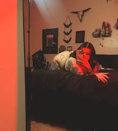 Thumbnail BrutalBxo: Room Behind Me Just for You xox on OnlyFans101