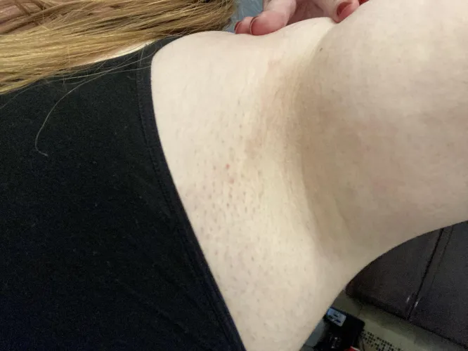 Thumbnail The Ultimate Guide to Smooth Underarms - Skincare Tips